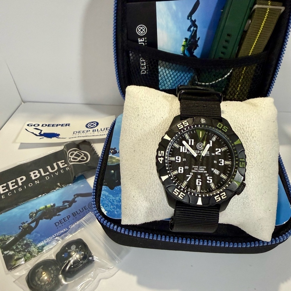 DEEP BLUE Day/Night PC Date Diver Mens Sport Watch. - Picture 8 of 8
